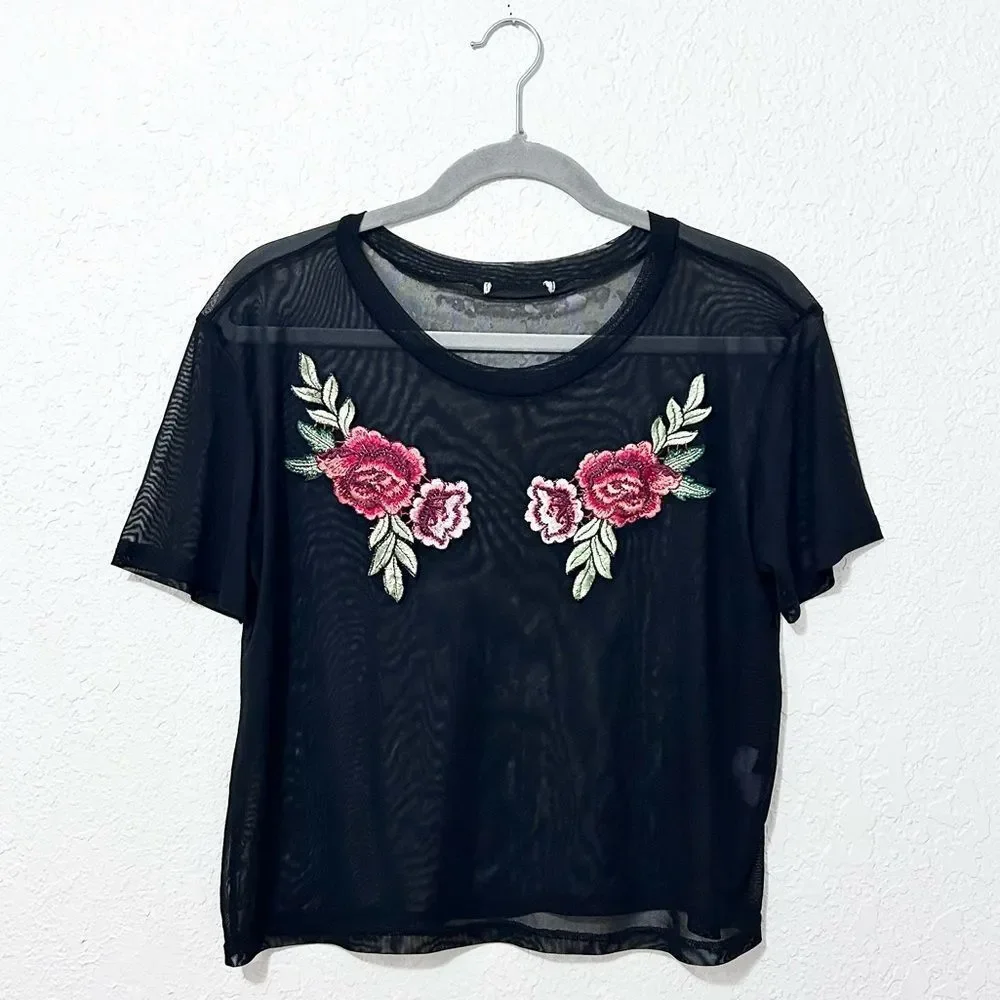 Black mesh rose embroidered shirt size small - Picture 1 of 16